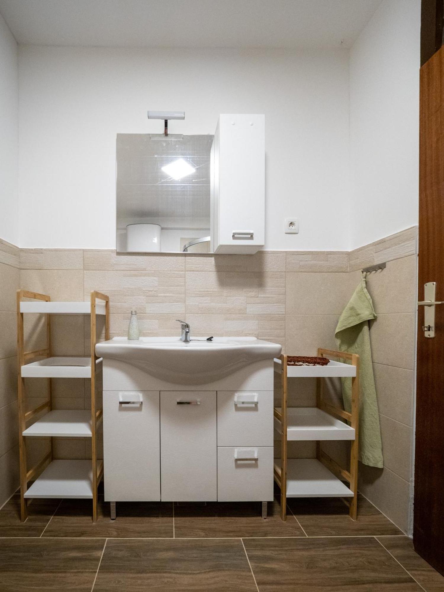 Kiara Rooms Jesenice Cameră foto