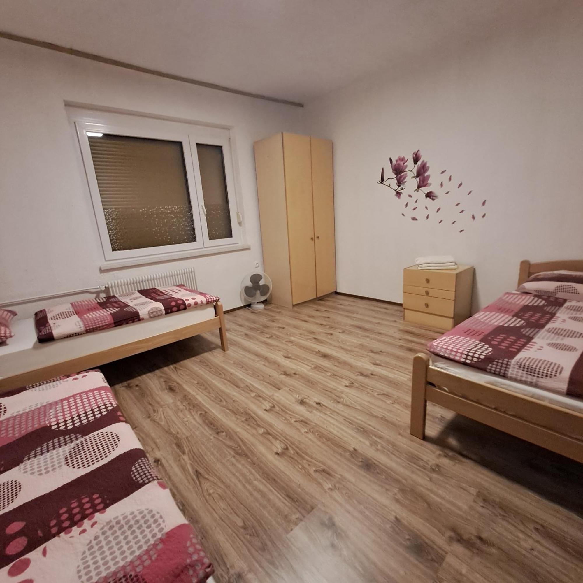 Kiara Rooms Jesenice Exterior foto