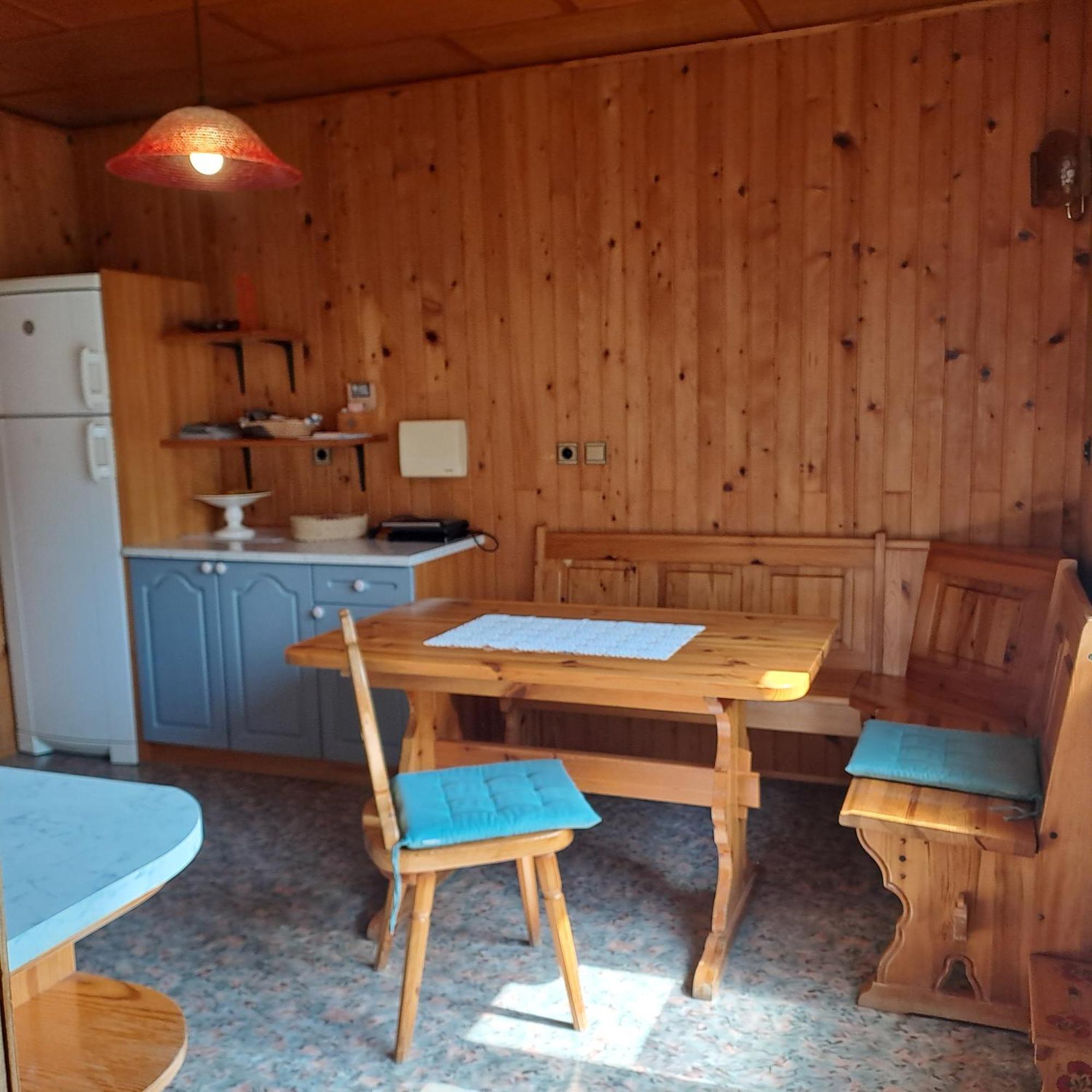 Kiara Rooms Jesenice Exterior foto